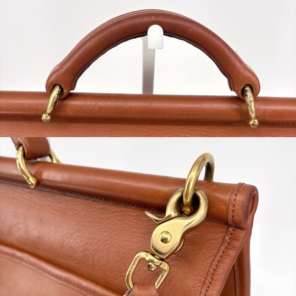 COACH | Vintage 5266 Beekman Messenger Briefcase Bag in Saddle Brown - Picture 14 of 16